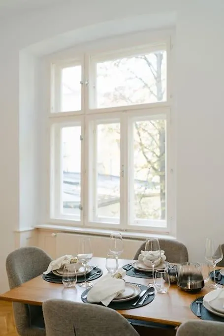 Apartment Homey Apt 5 Min To Belvedere Wien