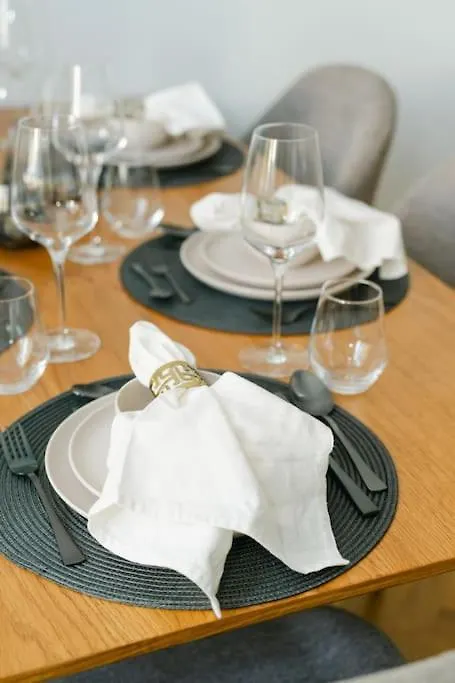Homey Apt 5 Min To Belvedere Wien