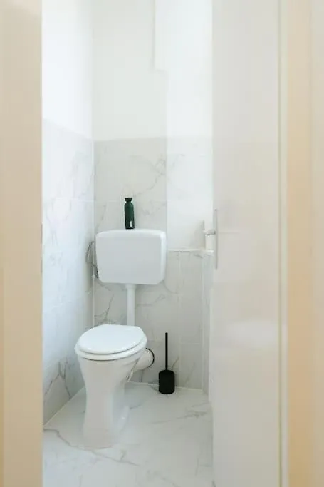 Homey Apt 5 Min To Belvedere Wien
